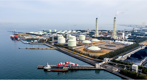 石油化学プラント