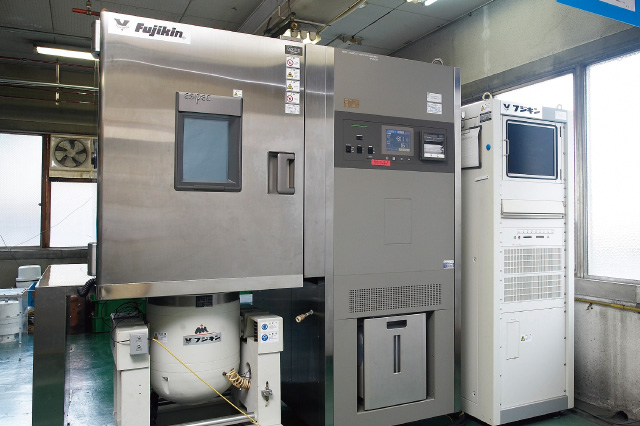 Hygrothermal / compound vibration environment testing equipment