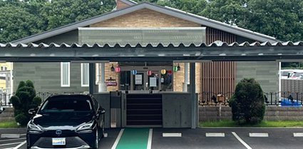 Using a fuel-cell vehicle as an emergency power source with the capability of supplying electricity for about 7 days of a general household