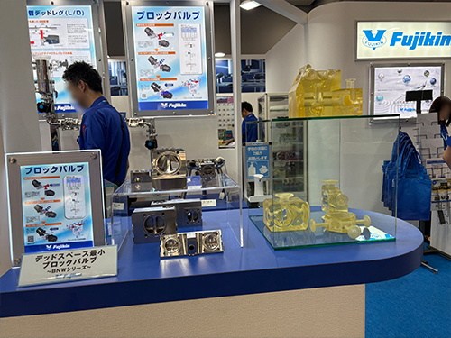 展示会風景