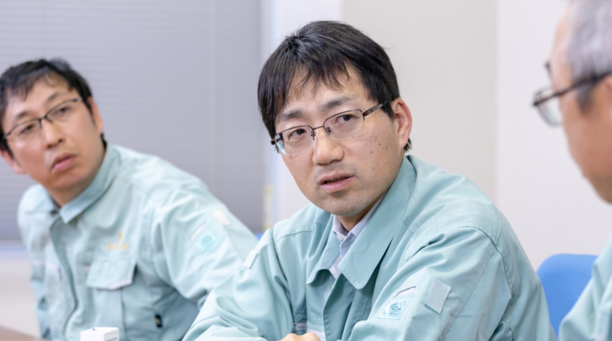 ラインは増やせない。それなら、3台の機能を1台に詰め込めないか。